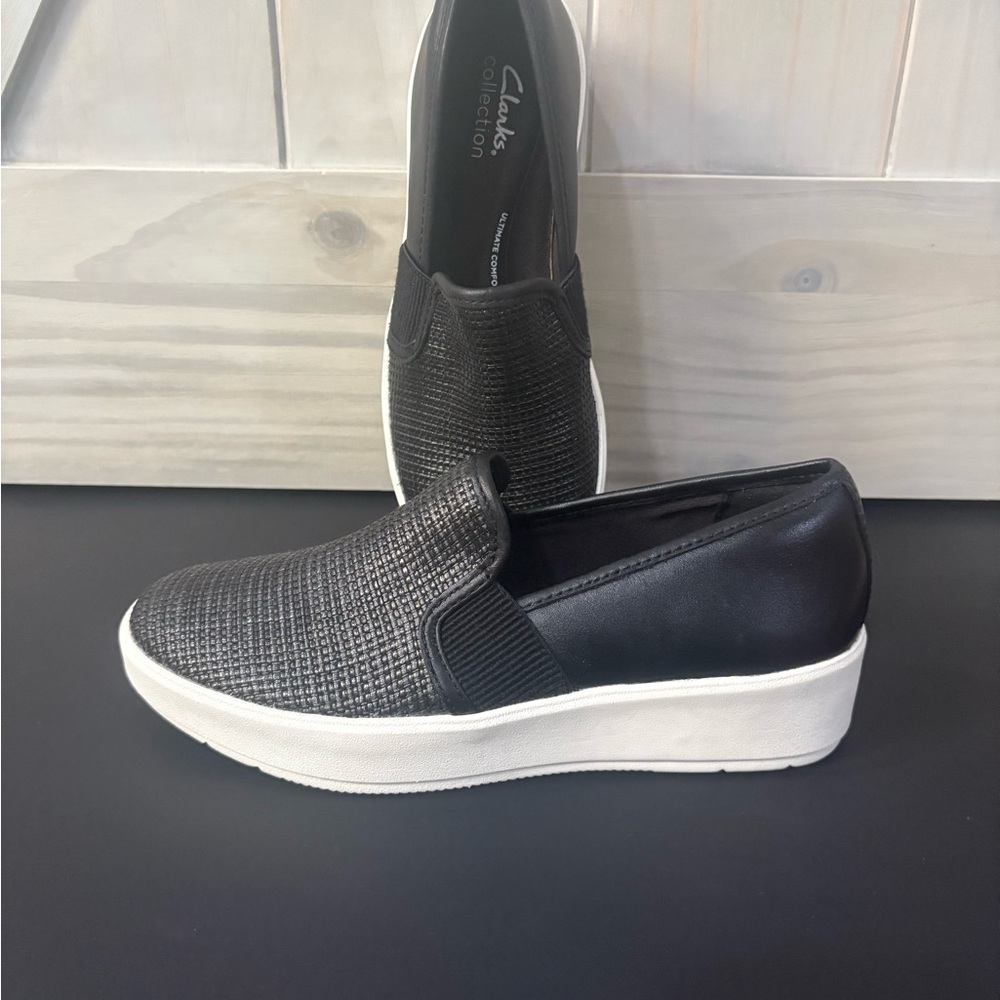 Women’s Clarks Layton Petal Slip-Ons